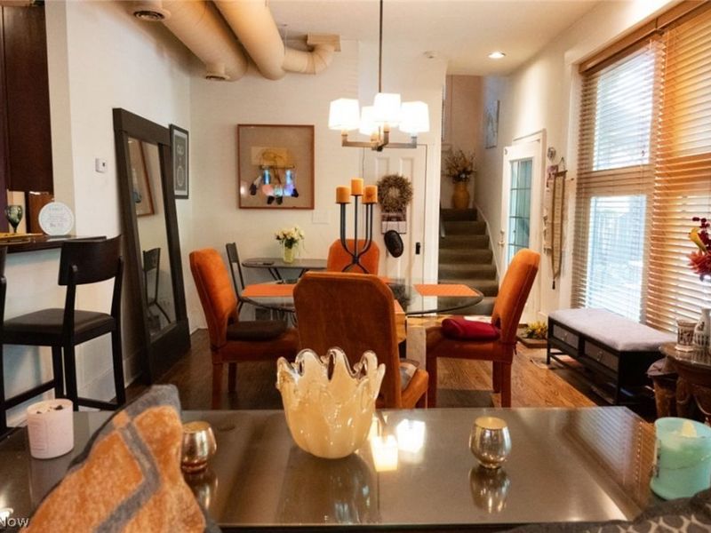 10304 Lake Shore Boulevard , Bratenahl, OH 44108 Photo 9