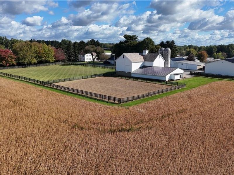 24893 State Route 62, Alliance, OH 44601 Photo 1