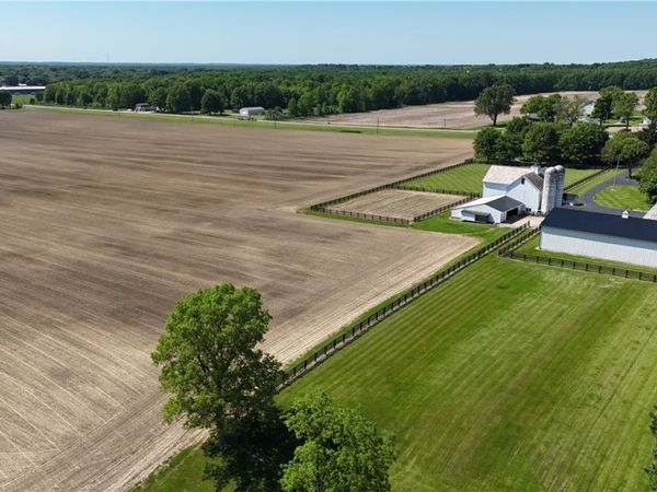 24893 State Route 62 , Alliance, OH 44601