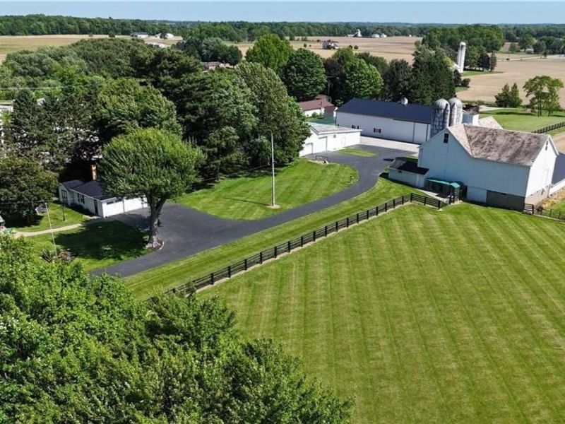 24893 State Route 62, Alliance, OH 44601 Photo 31
