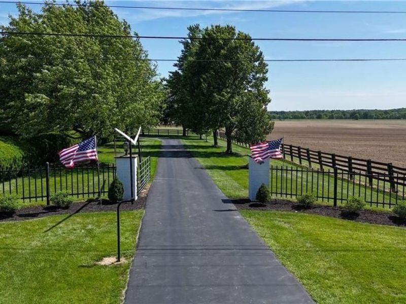 24893 State Route 62, Alliance, OH 44601 Photo 6