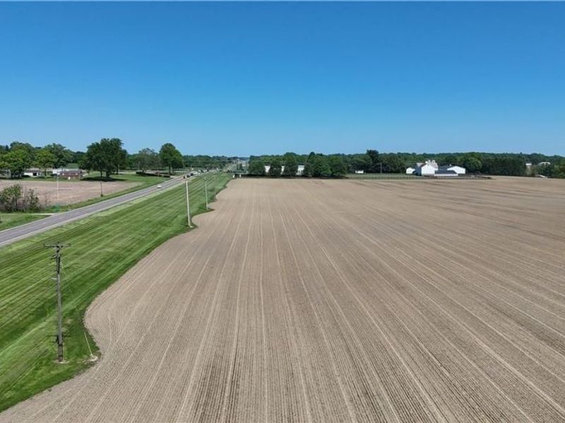 24893 State Route 62, Alliance, OH 44601 Photo 9