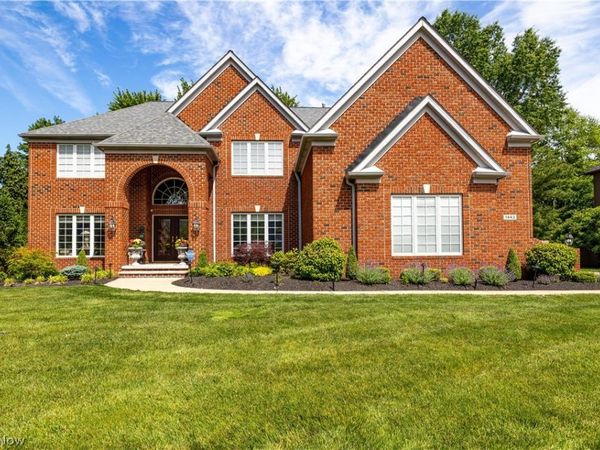 Westlake, OH 44145
