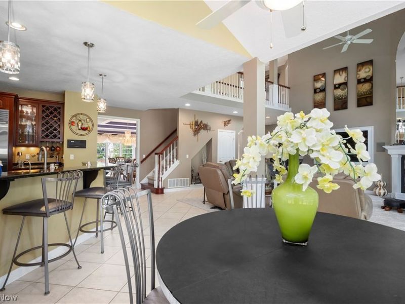 Westlake, OH 44145 Photo 14