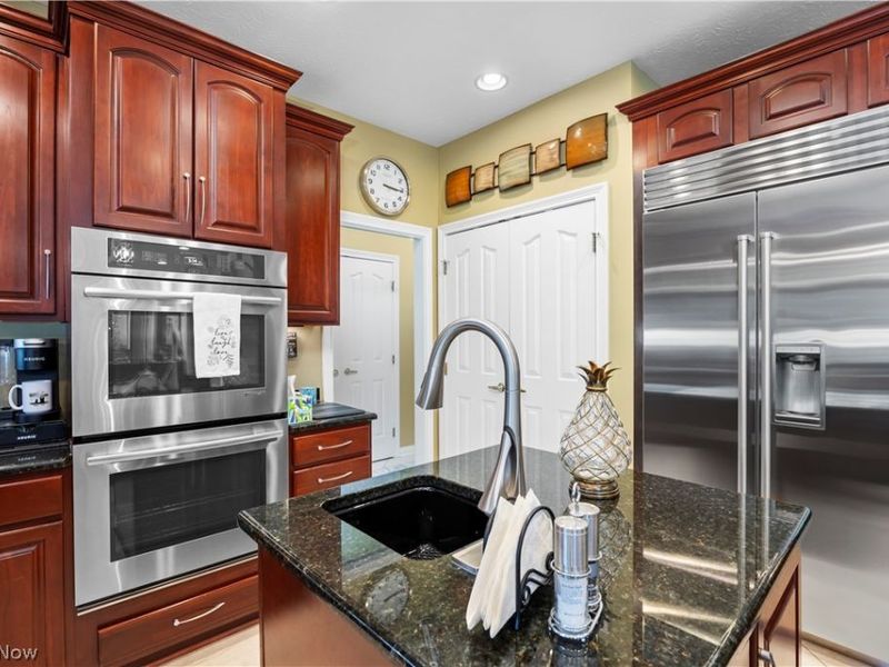 Westlake, OH 44145 Photo 20