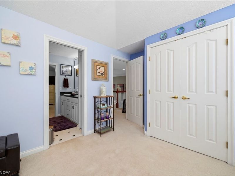 Westlake, OH 44145 Photo 32
