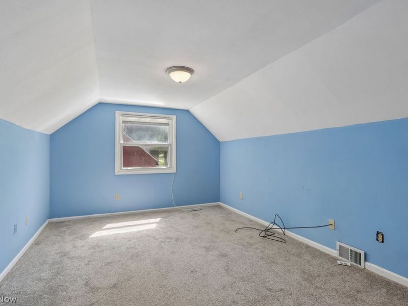 709 Berkeley Street , Kent, OH 44240 Photo 17