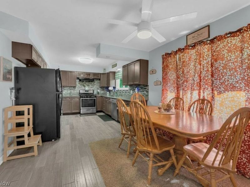 2212 Pleasant Valley Road , Niles, OH 44446 Photo 10