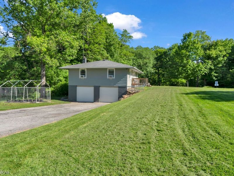 2212 Pleasant Valley Road , Niles, OH 44446 Photo 32