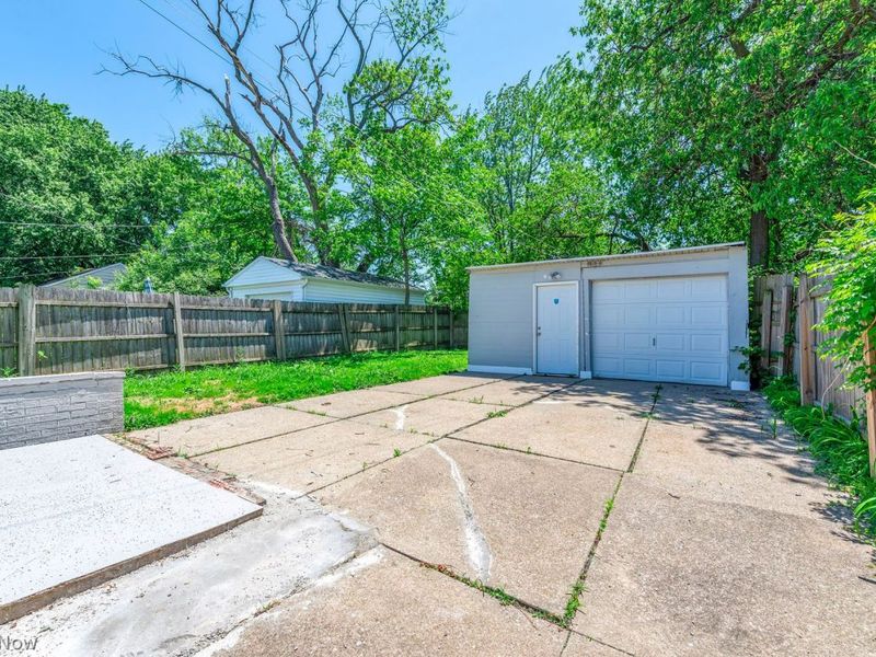 12525 McGowan Avenue , Cleveland, OH 44135 Photo 28
