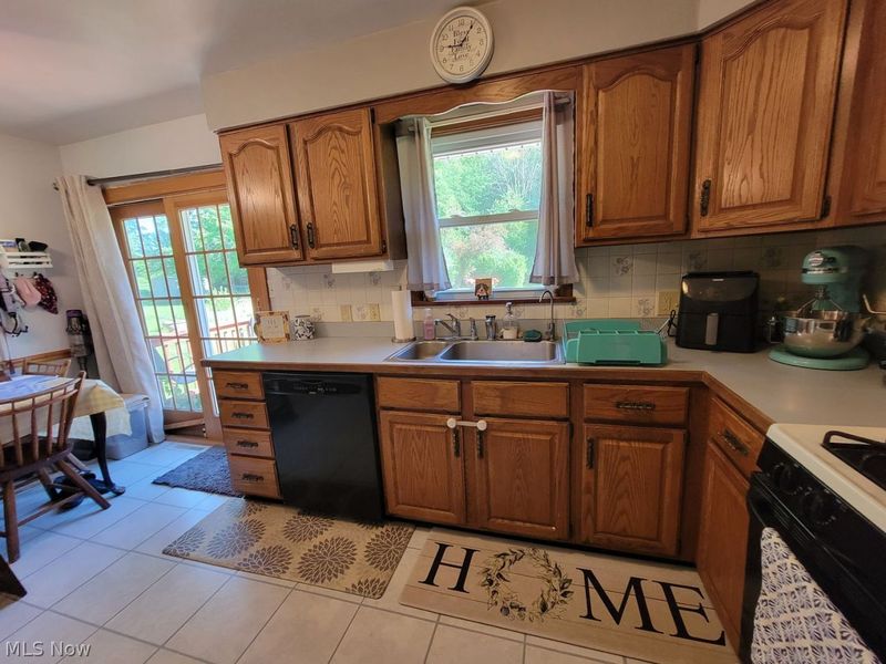 880 Afton Avenue , Youngstown, OH 44512 Photo 13