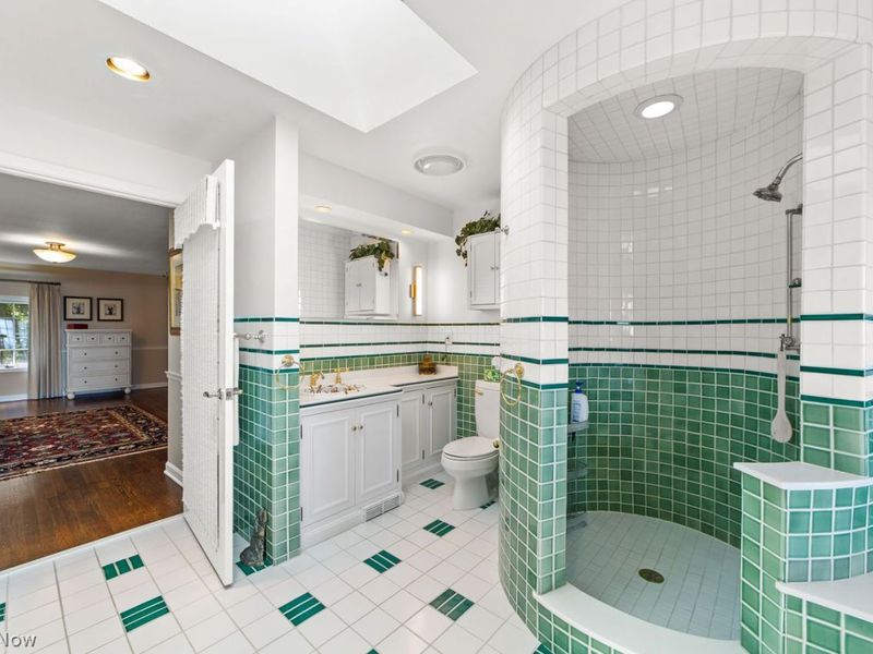 23718 Cliff Drive , Bay Village, OH 44140 Photo 33
