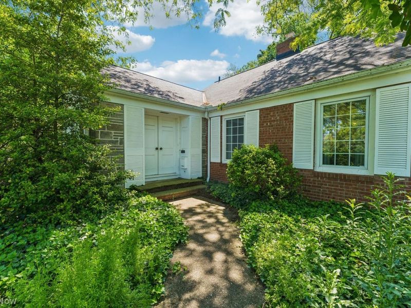 Rocky River, OH 44116 Photo 2