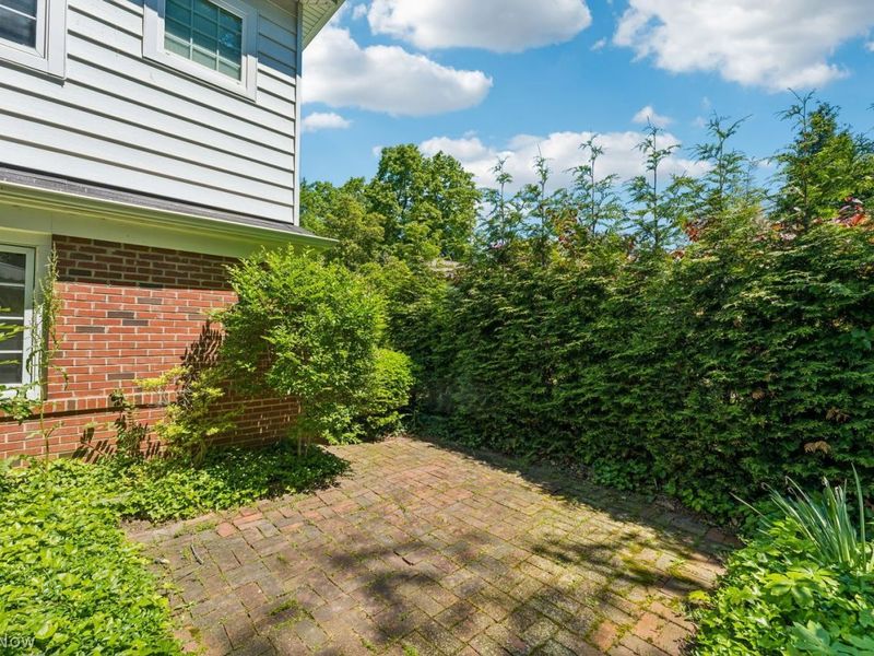 Rocky River, OH 44116 Photo 29