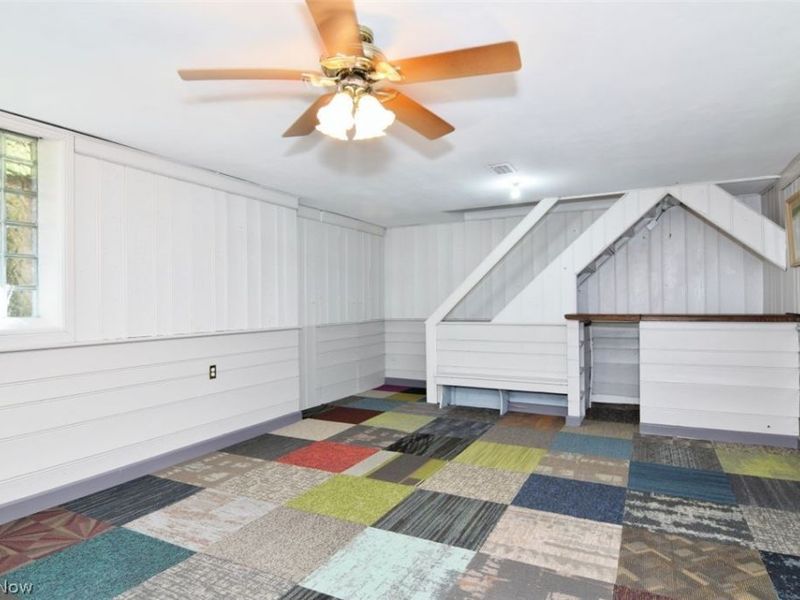 2384 Loyola Road , University Heights, OH 44118 Photo 22