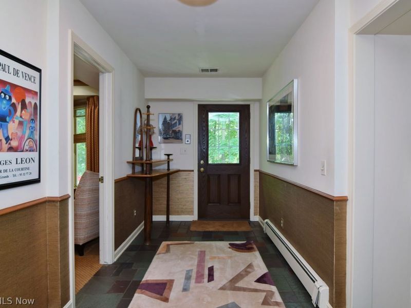 16201 S Woodland Road , Shaker Heights, OH 44120 Photo 2