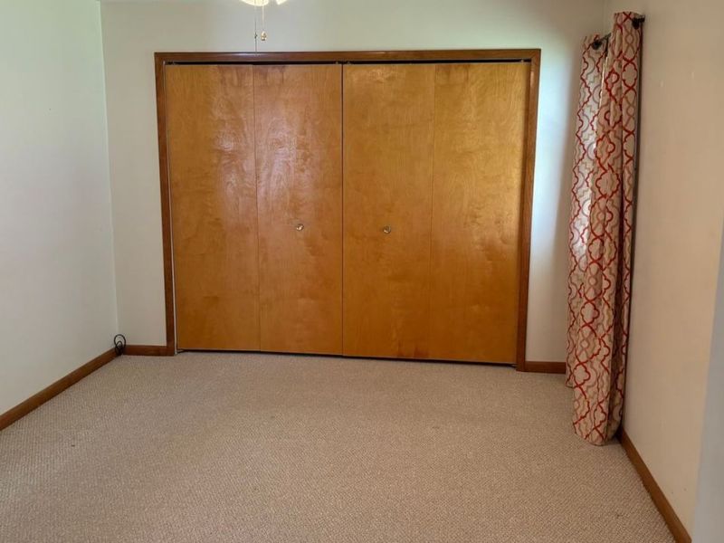 10101 Manoa Avenue , Brooklyn, OH 44144 Photo 16