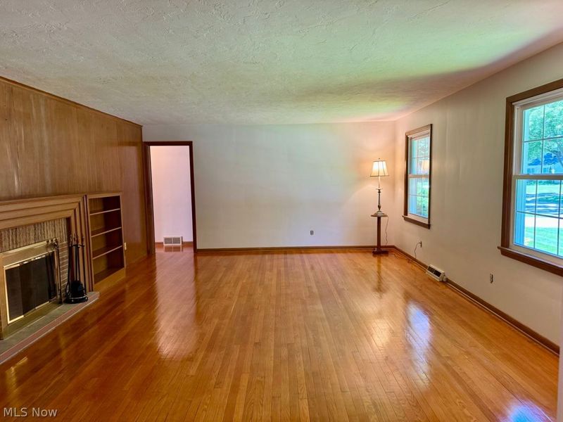 359 Yale Avenue , Elyria, OH 44035 Photo 14