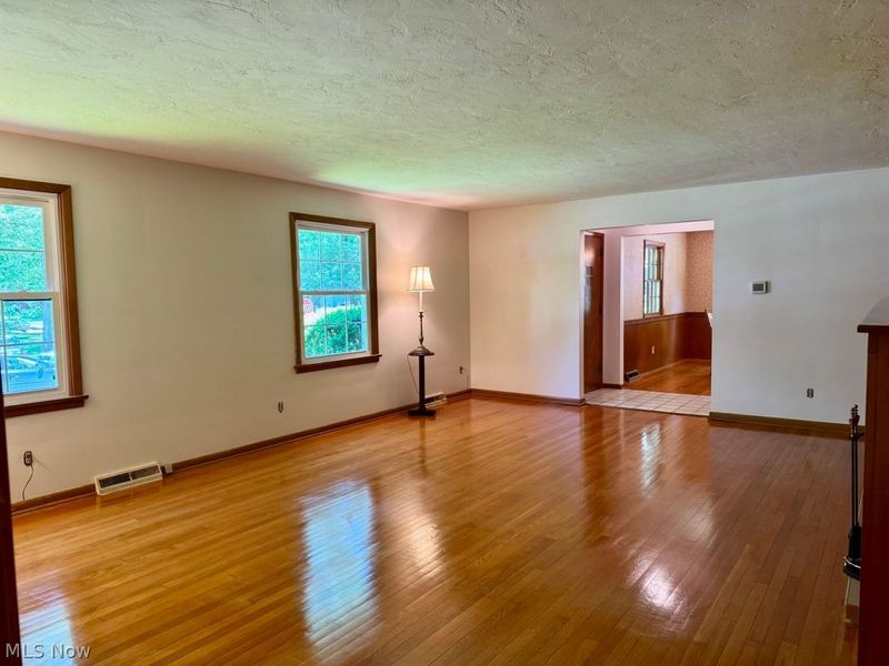 359 Yale Avenue , Elyria, OH 44035 Photo 15