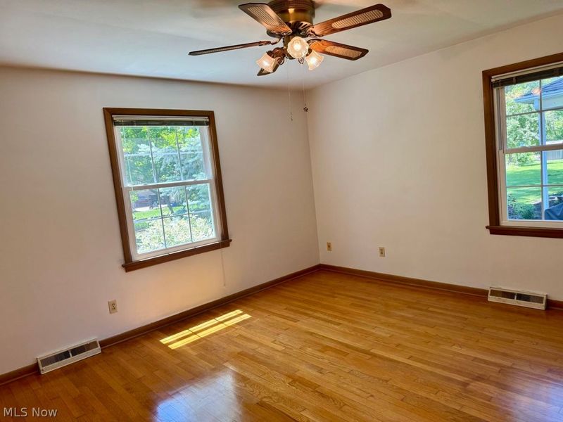 359 Yale Avenue , Elyria, OH 44035 Photo 30
