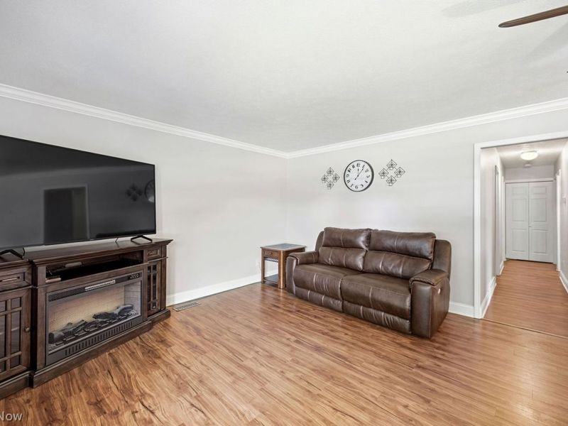 8379 Fairfax Drive , Mentor, OH 44060 Photo 14
