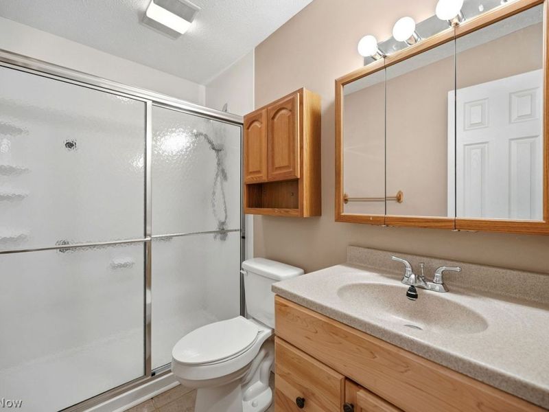 8379 Fairfax Drive , Mentor, OH 44060 Photo 22