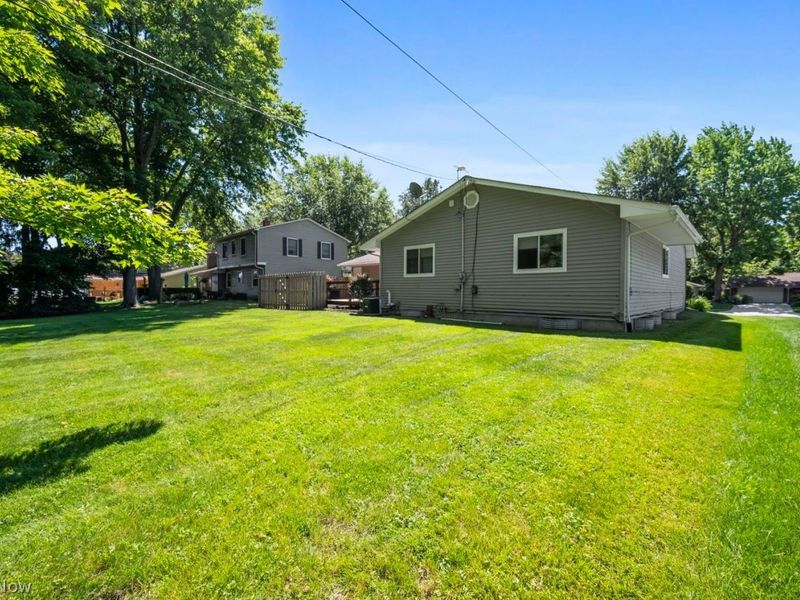 8379 Fairfax Drive , Mentor, OH 44060 Photo 30