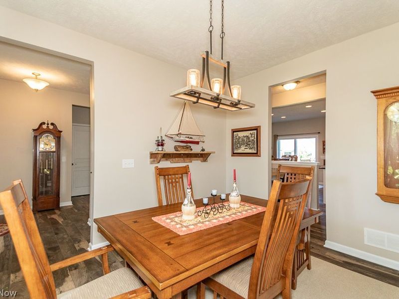 8024 Heatherglen Drive , Mentor, OH 44060 Photo 18