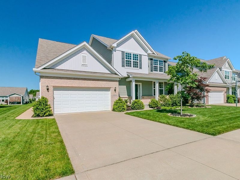 8024 Heatherglen Drive , Mentor, OH 44060 Photo 3