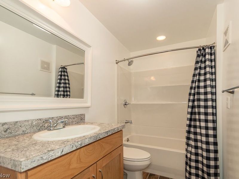 8024 Heatherglen Drive , Mentor, OH 44060 Photo 36