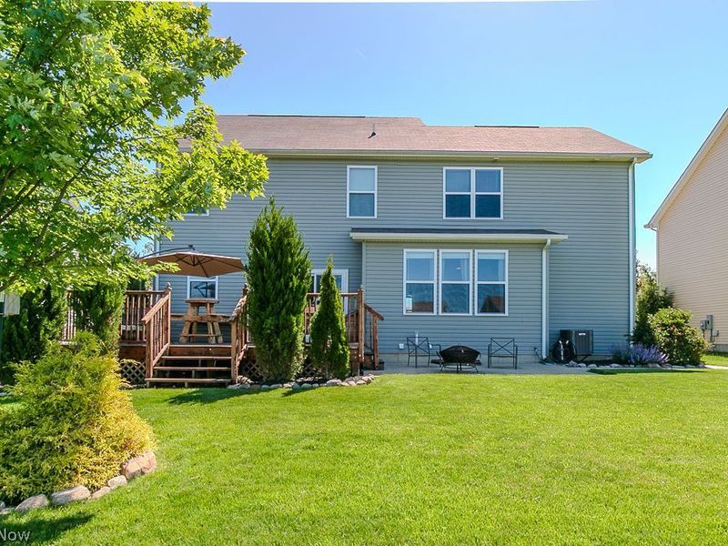 8024 Heatherglen Drive , Mentor, OH 44060 Photo 6