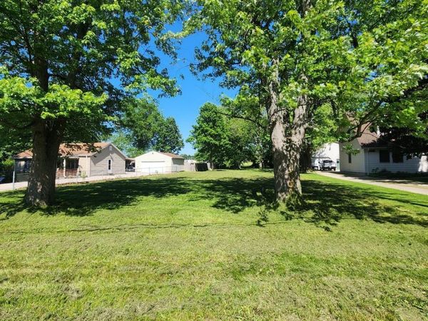 5531 Linn Road , Amherst, OH 44001