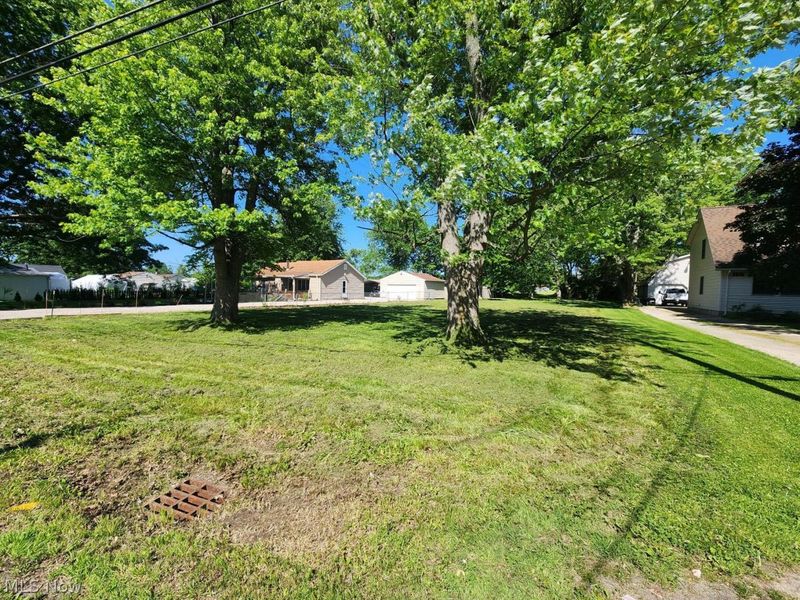 5531 Linn Road , Amherst, OH 44001 Photo 2