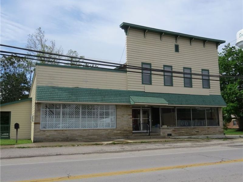 101 E. Main Street , Amherst, OH 44001 Photo 1