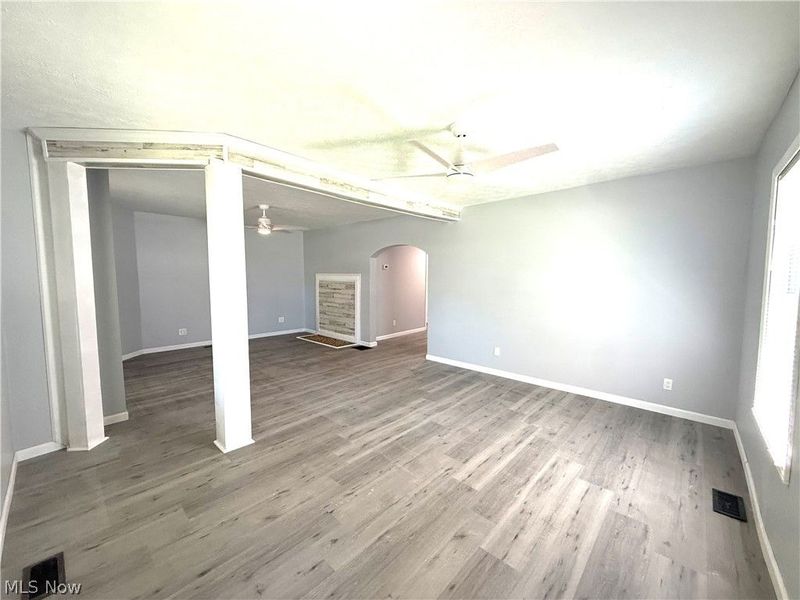 414 Harbor, Conneaut, OH 44030 Photo 11