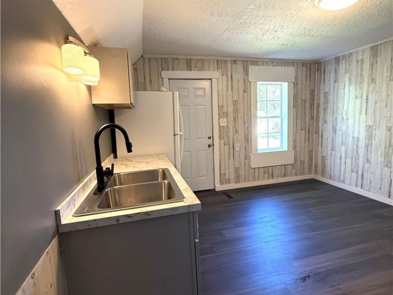 414 Harbor, Conneaut, OH 44030 Photo 20