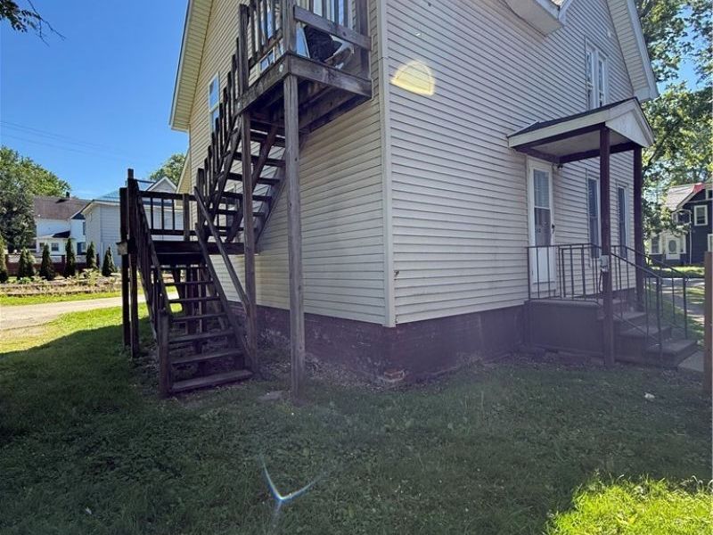 414 Harbor, Conneaut, OH 44030 Photo 34