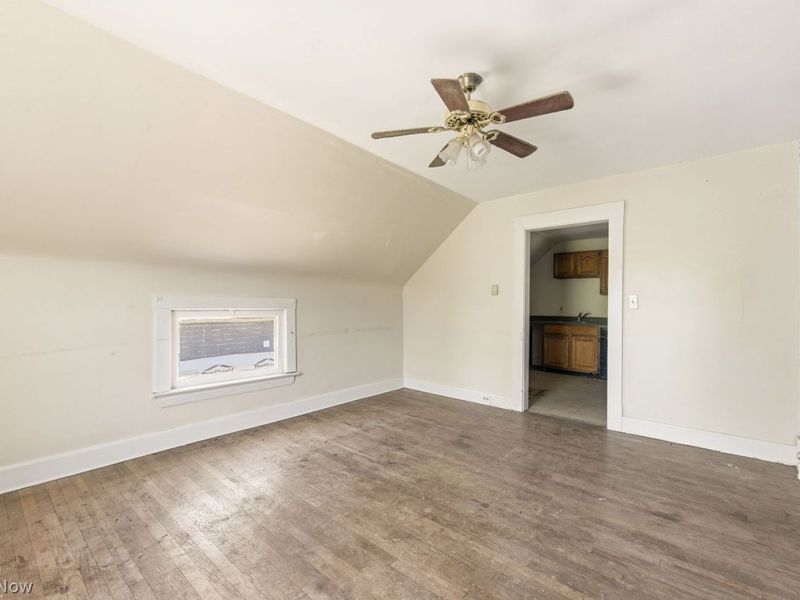 2314 Tate Avenue , Cleveland, OH 44109 Photo 22