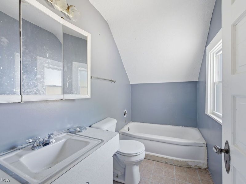 2314 Tate Avenue , Cleveland, OH 44109 Photo 31