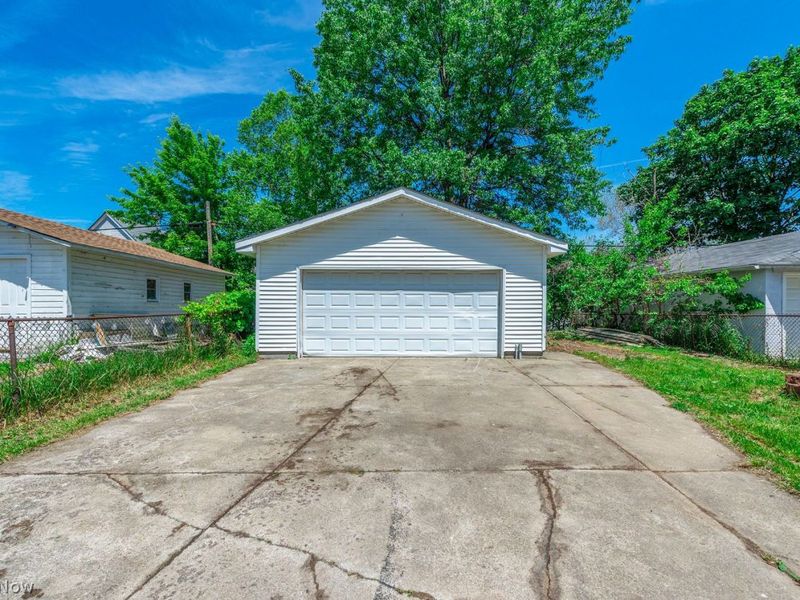 2314 Tate Avenue , Cleveland, OH 44109 Photo 39