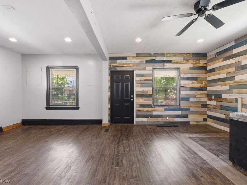 2314 Tate Avenue , Cleveland, OH 44109 Photo 7