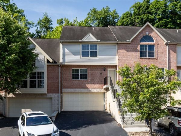 402 Berrington Ct , Bethel Park, PA 15102