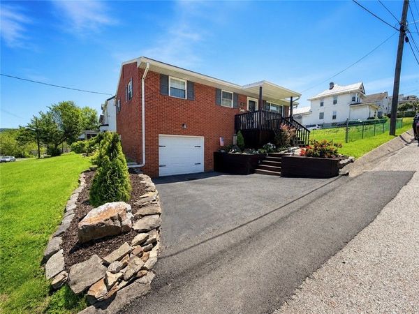 1 Loch Lomond Street , Uniontown, PA 15401