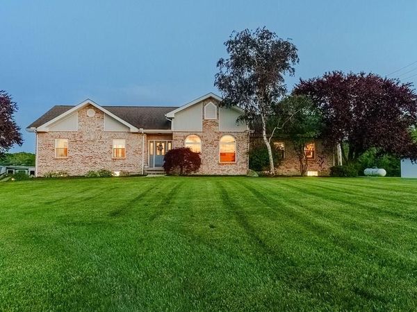 4045 State Route 292, Zanesfield, OH 43360