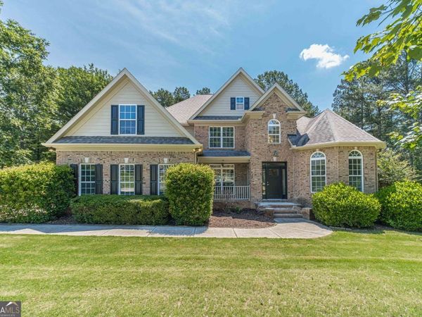 1641 White Oak Cove, Loganville, GA 30052