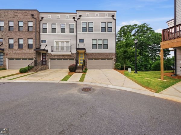 2087 Holtz Lane, Atlanta, GA 30318