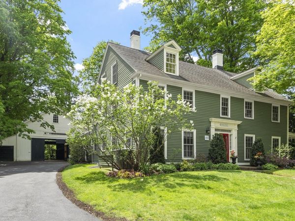 44 Andover Street, North Andover, MA 01845