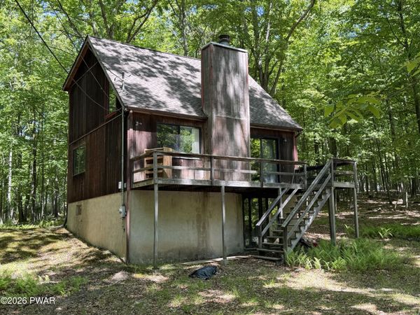 489 Westcolang Road , Hawley, PA 18428