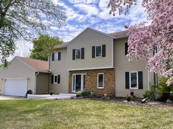 1757 23rd Street S, Fargo, ND 58103