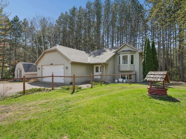 4320 217th Avenue NE, Cedar, MN 55011